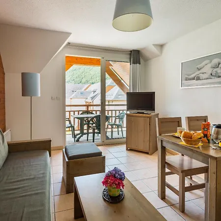 Lagrange Le Belvedere 4* Saint-Mamet