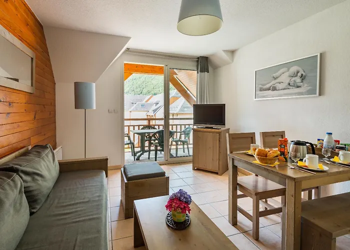 Lagrange Le Belvedere 4* Saint-Mamet